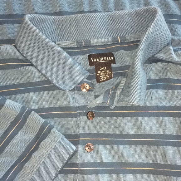 Van Heusen 2XLT Polo in Blues. - Picture 6 of 6